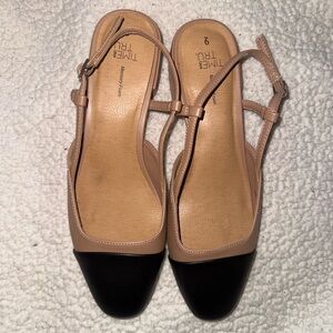 Time and Tru Women's Tan and Black Flats